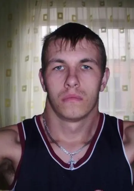 Я Владимир, 36, из Тихорецка, ищу знакомства на одну ночь