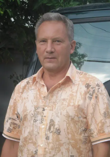 Я Viktor, 76, из Екатеринбурга, ищу знакомство для постоянных отношений