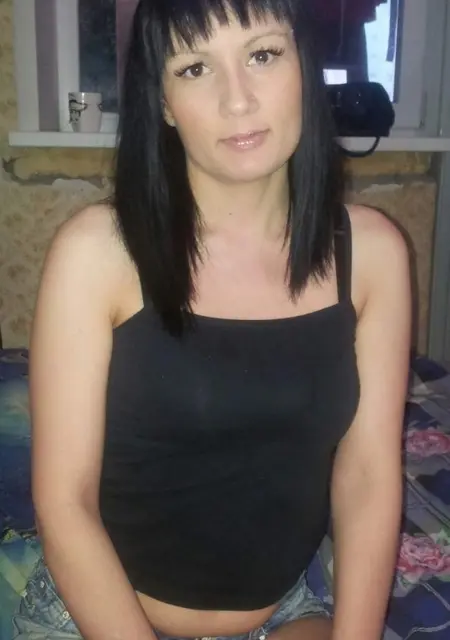 Оксана из Дивногорска, мне 40, познакомлюсь на одну ночь
