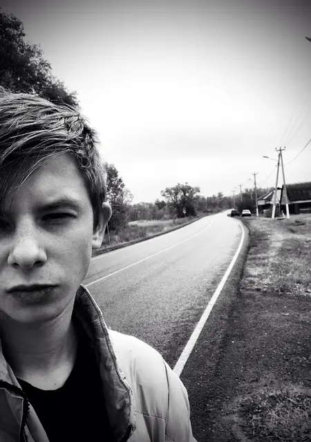 Я Илья, 22, знакомлюсь для приятного времяпровождения в Валуйках