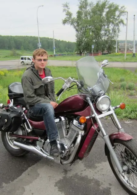 Сергей из Прокопьевска, ищу на сайте знакомства на одну ночь