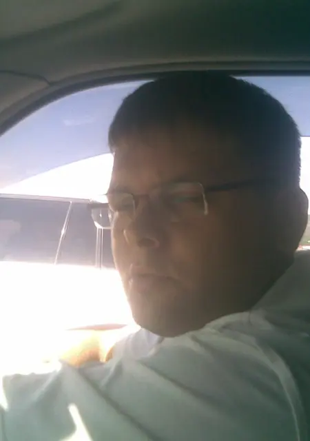 Я Петр, 41, из Магадана, ищу знакомства на одну ночь