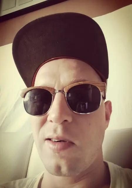 Кирилл из Зеленограда, ищу на сайте знакомства на одну ночь