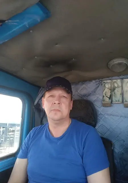 Евгений из Новосибирска, ищу на сайте знакомства без обязательств