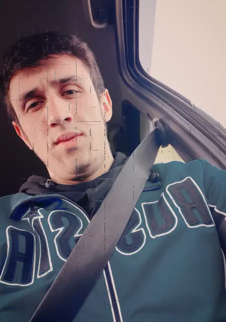 Я Рома, 24, из Ялуторовска, ищу знакомства на одну ночь