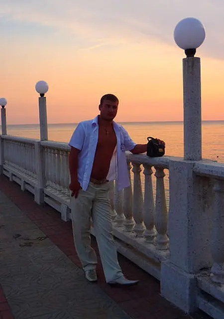 Alex из Магадана, мне 40, познакомлюсь без обязательств