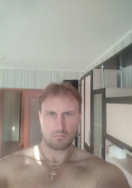 Я Валентин, 51, знакомлюсь на одну ночь в Жодино