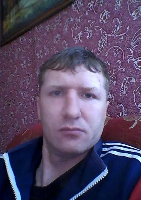 Олег из Невельска, ищу на сайте знакомства без обязательств