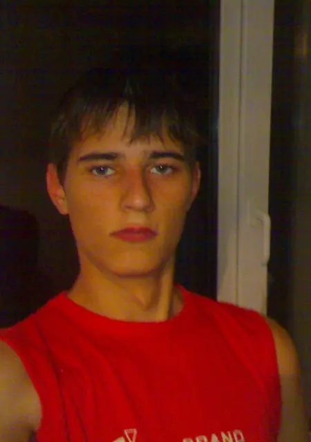 Александр из Лесозаводска, мне 36, познакомлюсь на одну ночь