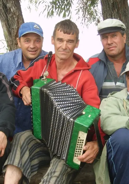 Я Владимир, 61, из Омска, ищу знакомства на одну ночь