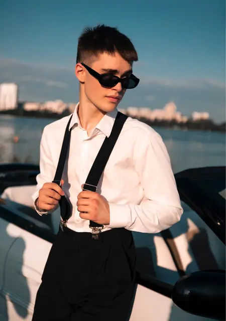 Я Илья, 21, из Воронежа, ищу знакомства без обязательств