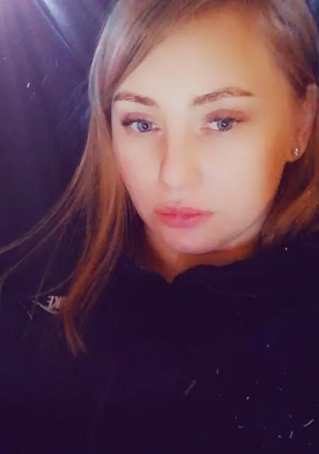 Я Мари, 25, из Уссурийска, ищу знакомства на одну ночь