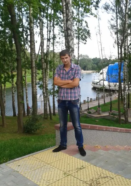 Я Владимир, 31, знакомлюсь без обязательств в Жлобине