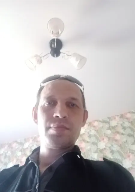 Иван из Оханска, ищу на сайте приятное времяпровождение