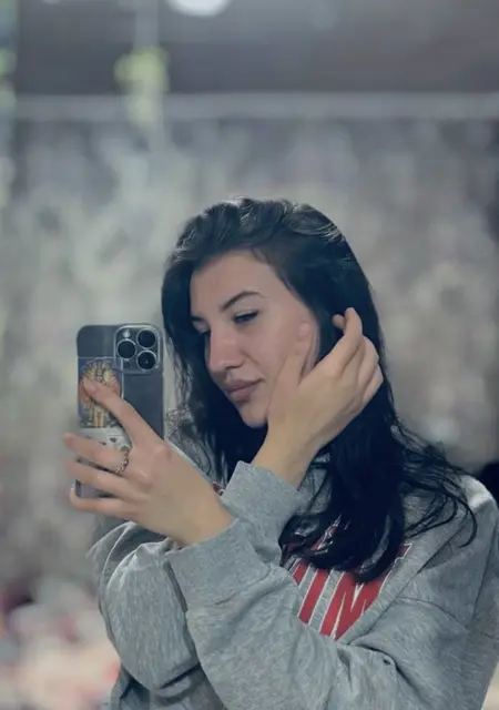 Yana из Челябинска, мне 20, познакомлюсь для приятного времяпровождения