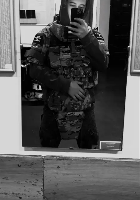 Я Ильназ, 18, знакомлюсь для открытые отношения в Чебаркуле