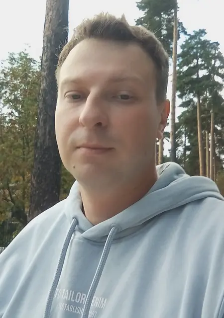 Алексей из Долгопрудного, ищу на сайте открытые отношения