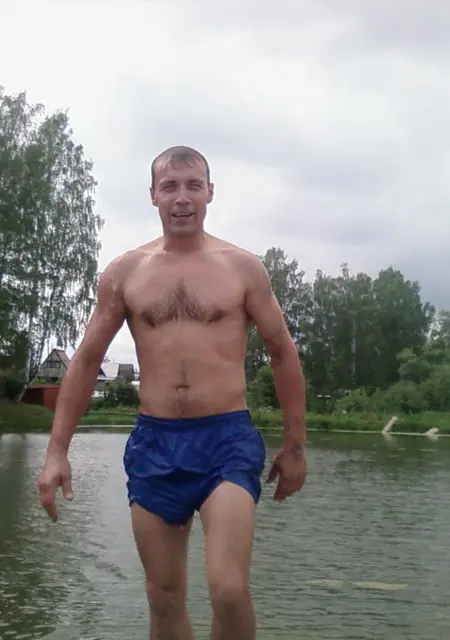 Вован из Челябинска, ищу на сайте знакомства на одну ночь