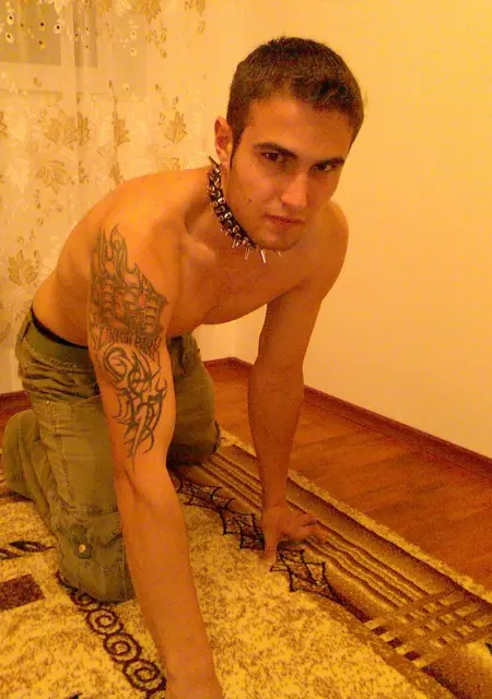 Твой Раб из Новокубанска, ищу на сайте общение