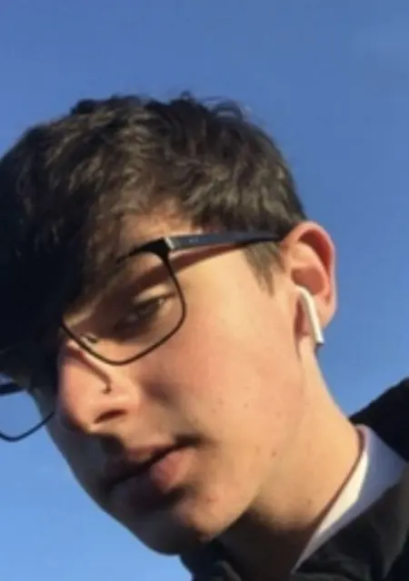 Jamie из Лондона, мне 19, познакомлюсь