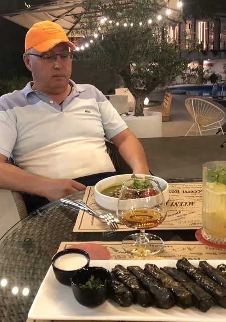 Я Эдуард, 54, из Екатеринбурга, ищу знакомство для общения