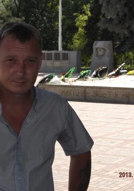 Я Олег, 47, из Тимашевска, ищу знакомства на одну ночь