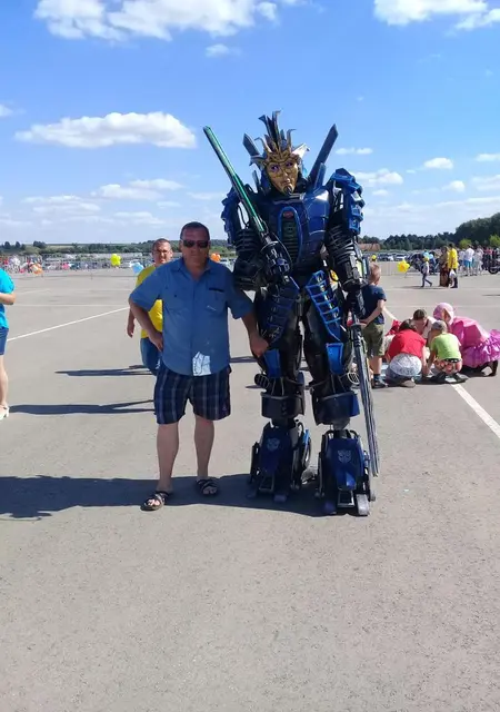 Эдик из Рязани, ищу на сайте знакомства на одну ночь