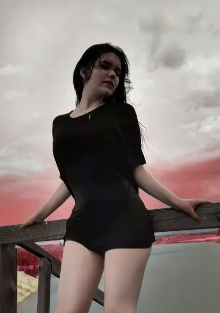 Анна из Геленджика, ищу на сайте общение