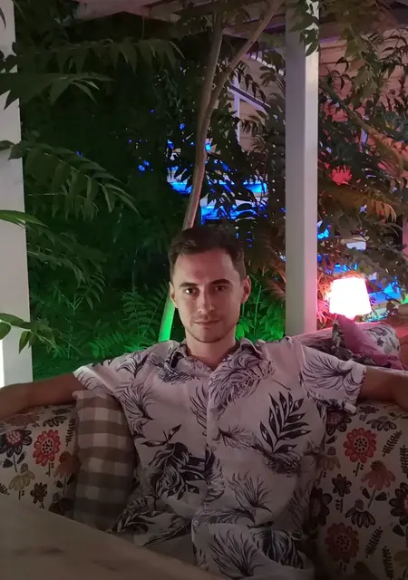 Sergey из Астрахани, мне 27, познакомлюсь для открытые отношения