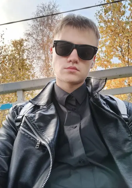 Александр из Курска, ищу на сайте знакомства на одну ночь