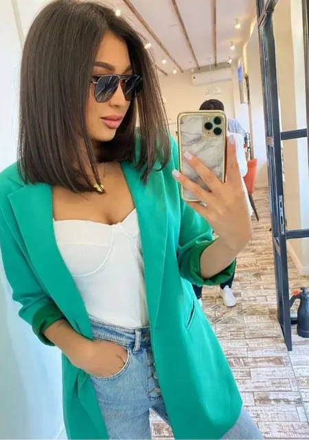 Я Zehra, 25, из Стамбула, ищу знакомство для приятного времяпровождения