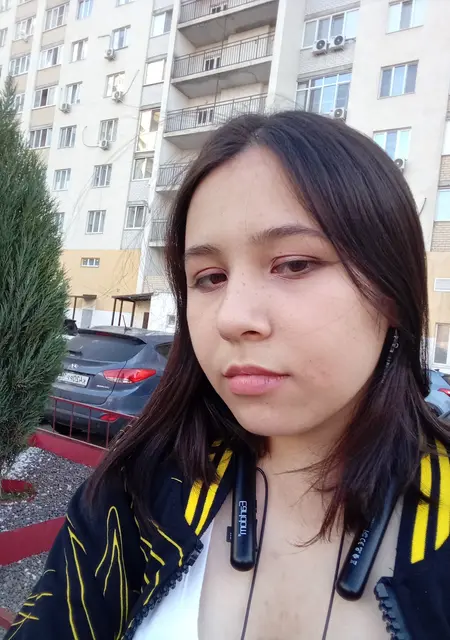 Света из Энгельса, ищу на сайте знакомства без обязательств