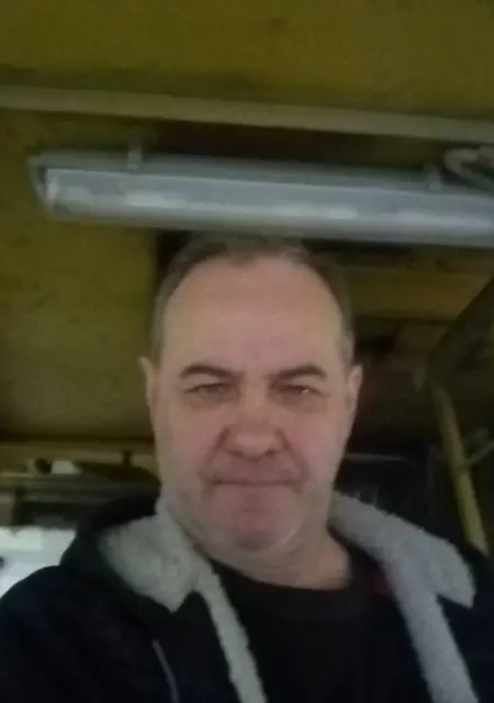 Юрий из Саратова, мне 51, познакомлюсь для вирта