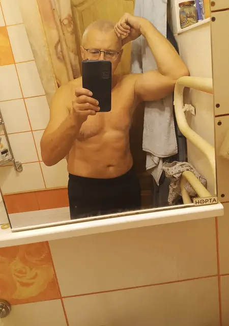 Юрий из Воронежа, ищу на сайте знакомства без обязательств