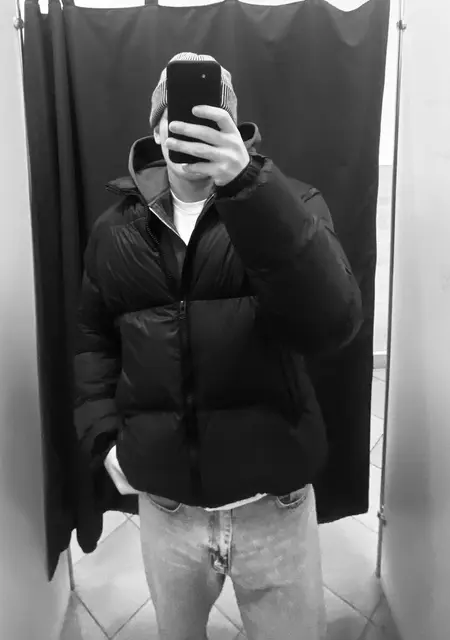 Виталя из Орска, ищу на сайте общение