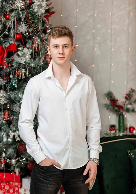 Vladislav из Великого Новгорода, ищу на сайте приятное времяпровождение