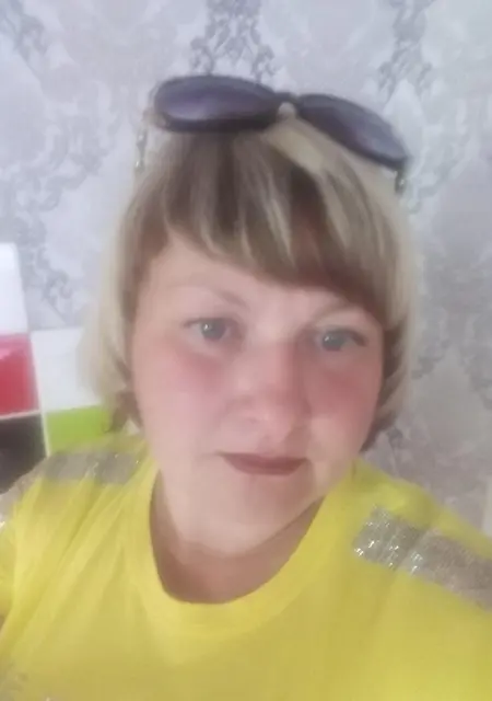 Я Анастасия, 43, из Новокузнецка, ищу знакомство для постоянных отношений