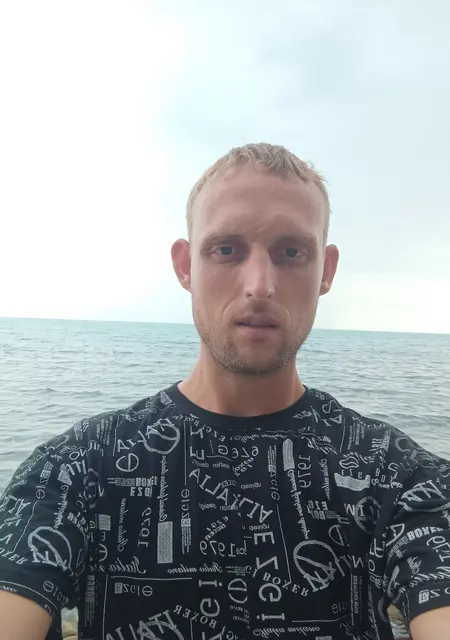 Максим из Ахтырского, мне 29, познакомлюсь на одну ночь