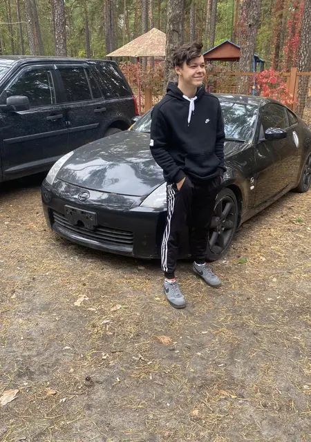 Walker из Омска, мне 21, познакомлюсь для приятного времяпровождения