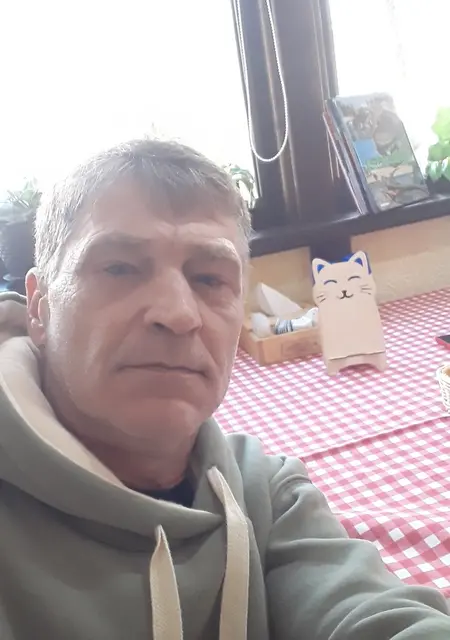Я Влад, 52, из Краснодара, ищу знакомства без обязательств