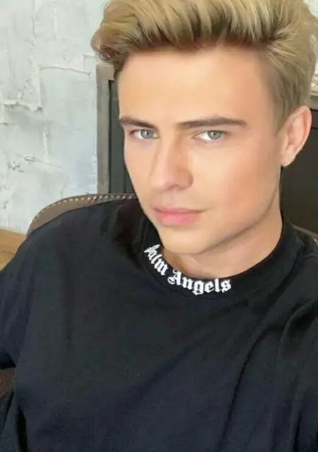 Я Никита, 23, из Тольятти, ищу знакомства на одну ночь