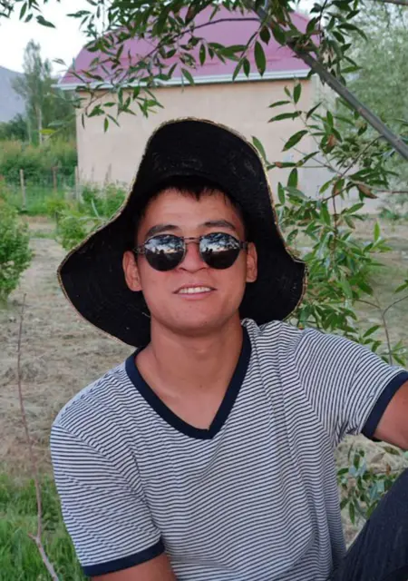 Malik из Клина, мне 24, познакомлюсь для вирта