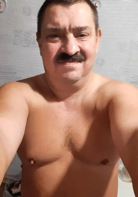 Андрей из Анапы, мне 53, познакомлюсь на одну ночь