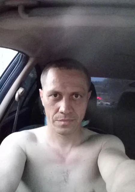 Витя из Вологды, мне 43, познакомлюсь на одну ночь