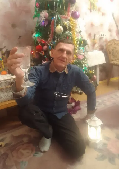 Я Дмитрий, 50, из Самары, ищу знакомства без обязательств