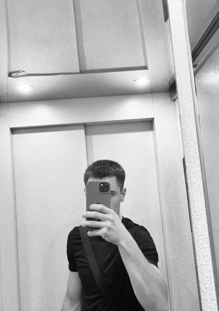 Semen из Курска, ищу на сайте знакомства на одну ночь