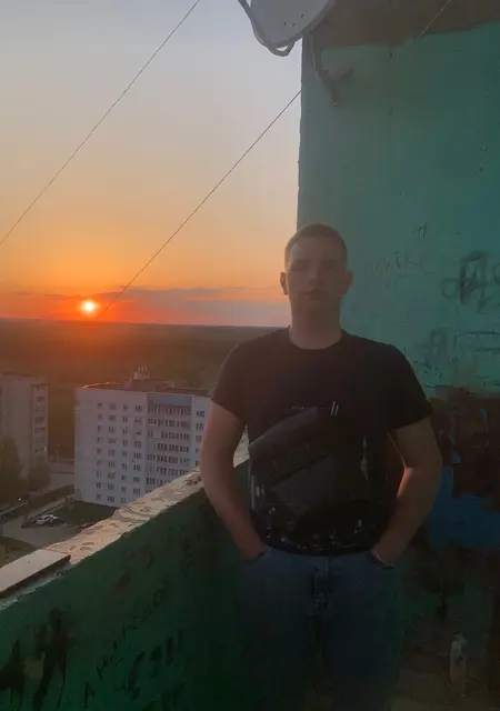 Даня из Зеленодольска, ищу на сайте знакомства на одну ночь