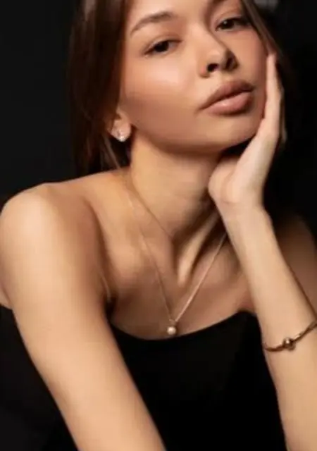 Я Юля, 23, из Оренбурга, ищу знакомства без обязательств