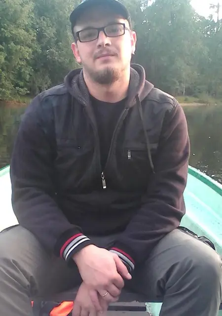 Я Максим, 34, из Ашукина, ищу знакомство для общения