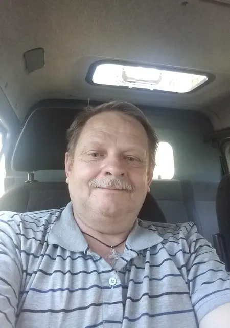 Я Александр, 60, знакомлюсь без обязательств в Ярославле